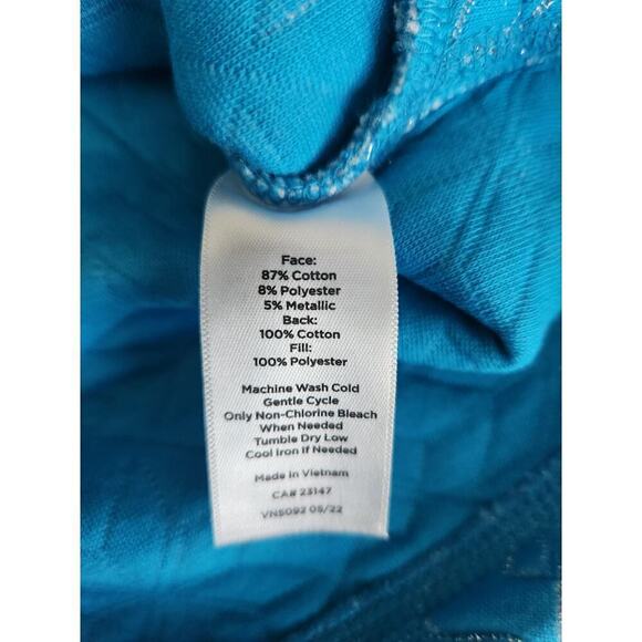 T By Talbots Mockneck metallic Quilted Sweatshirt sz M snowflake detail nordic - Picture 7 of 9